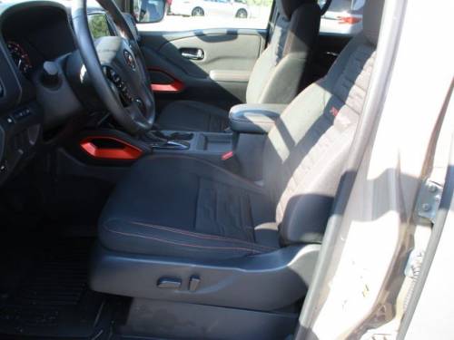 2024 Nissan Frontier — image 6
