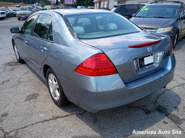 2007 Honda Accord — image 3