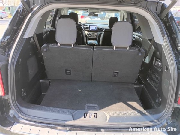 2020 Ford Explorer — image 4