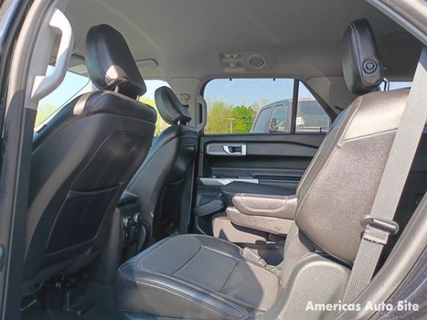 2020 Ford Explorer — image 7