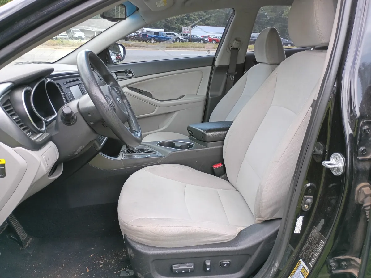 2015 Kia Optima — image 6