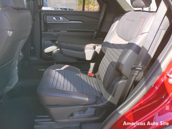 2026 Ford Explorer — image 9