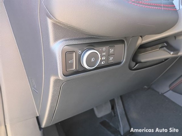 2026 Ford Explorer — image 18