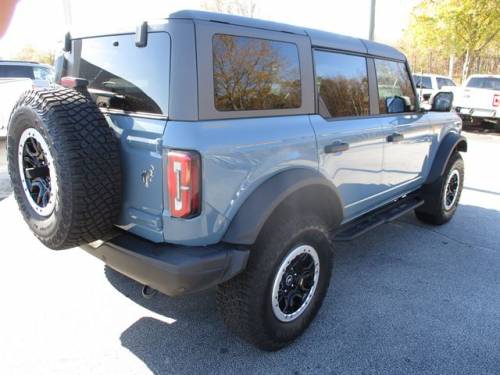 2023 Ford Bronco — image 2