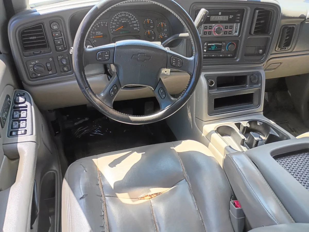 2005 Chevrolet Tahoe — image 5