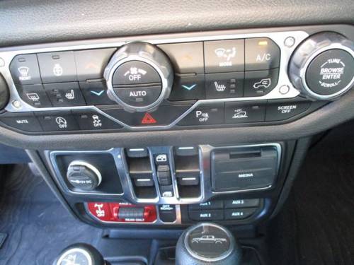 2024 Jeep Gladiator — image 12