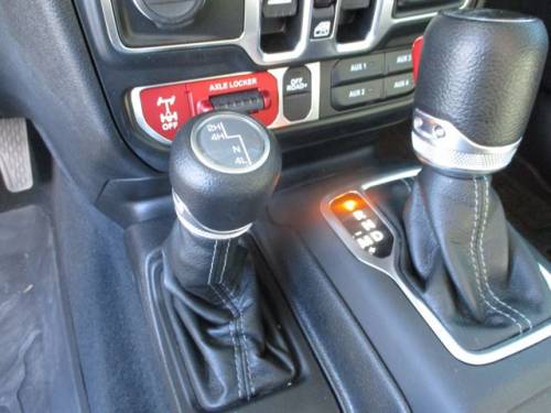 2024 Jeep Gladiator — image 13