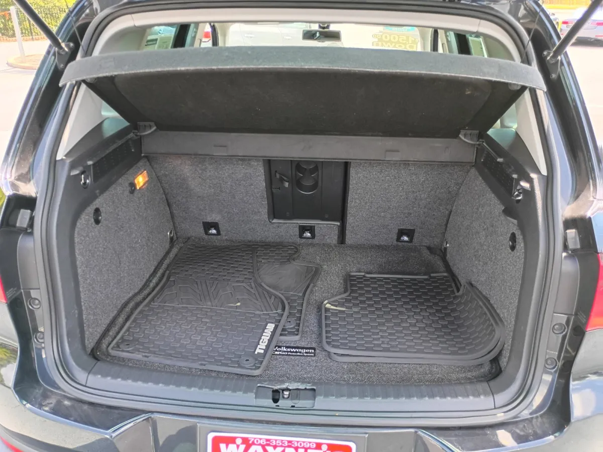 2016 Volkswagen Tiguan — image 4