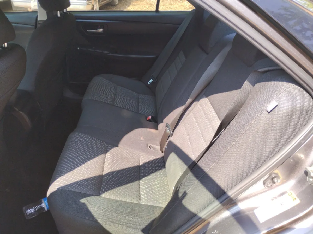 2015 Toyota Camry — image 5