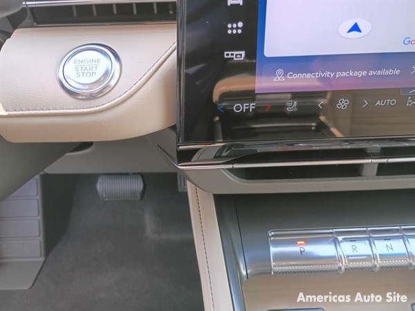 2024 Lincoln Navigator — image 13