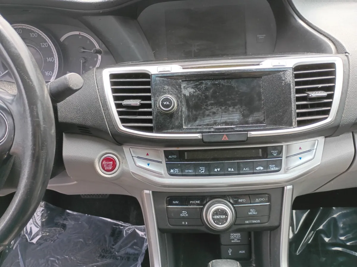 2013 Honda Accord — image 8