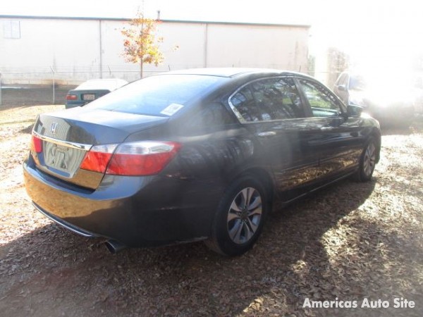 2015 Honda Accord — image 2