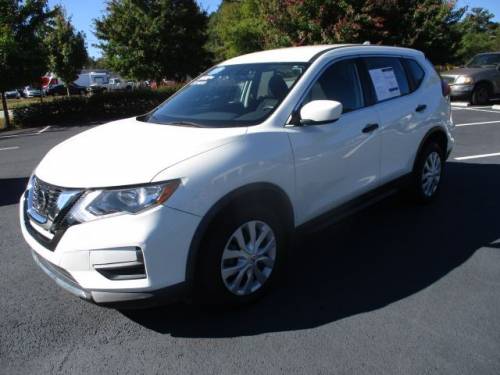 2018 Nissan Rogue — image 2