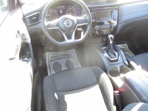 2018 Nissan Rogue — image 4