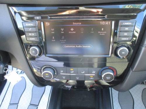 2018 Nissan Rogue — image 8