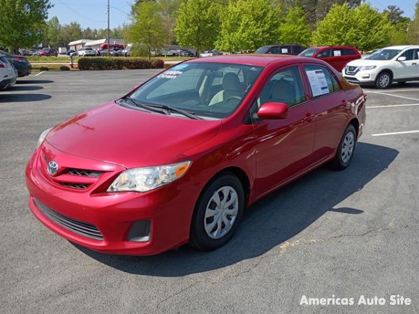 2013 Toyota Corolla — image 2