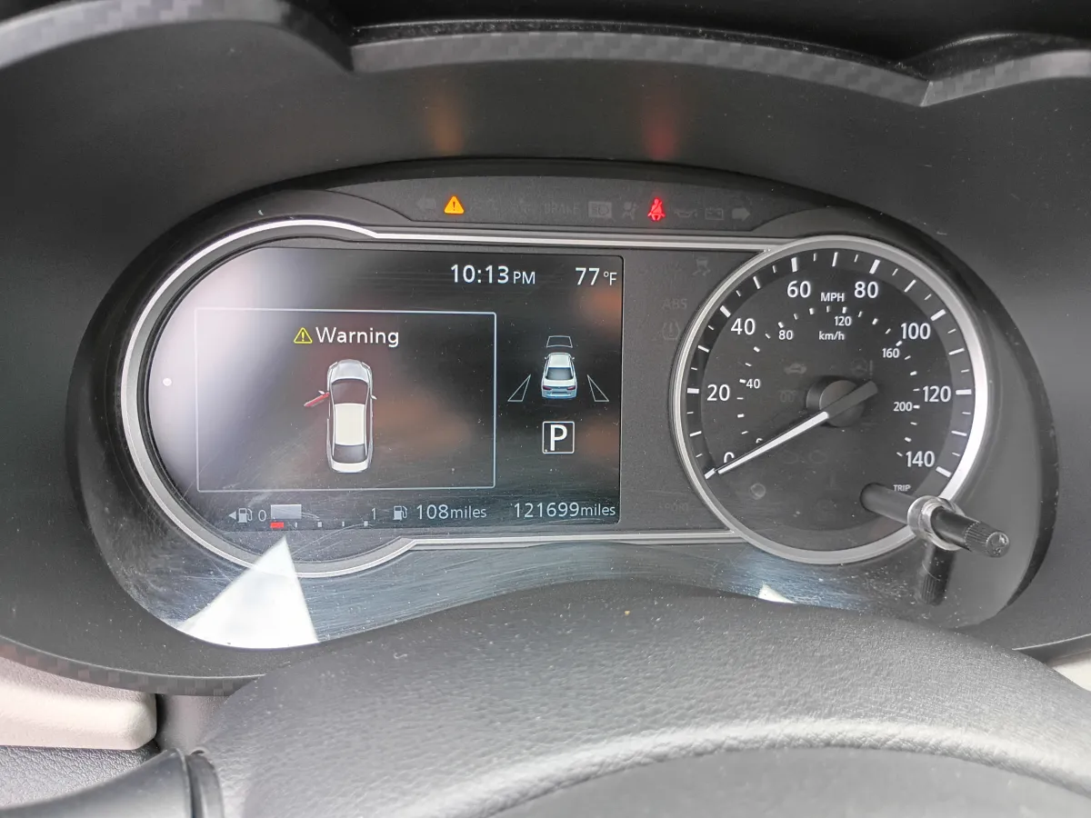 2021 Nissan Versa — image 7