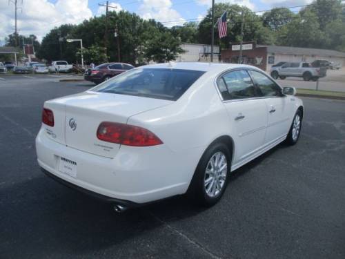 2011 Buick Lucerne — image 2