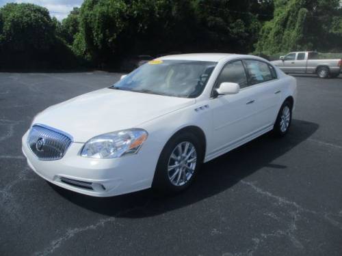 2011 Buick Lucerne — image 3