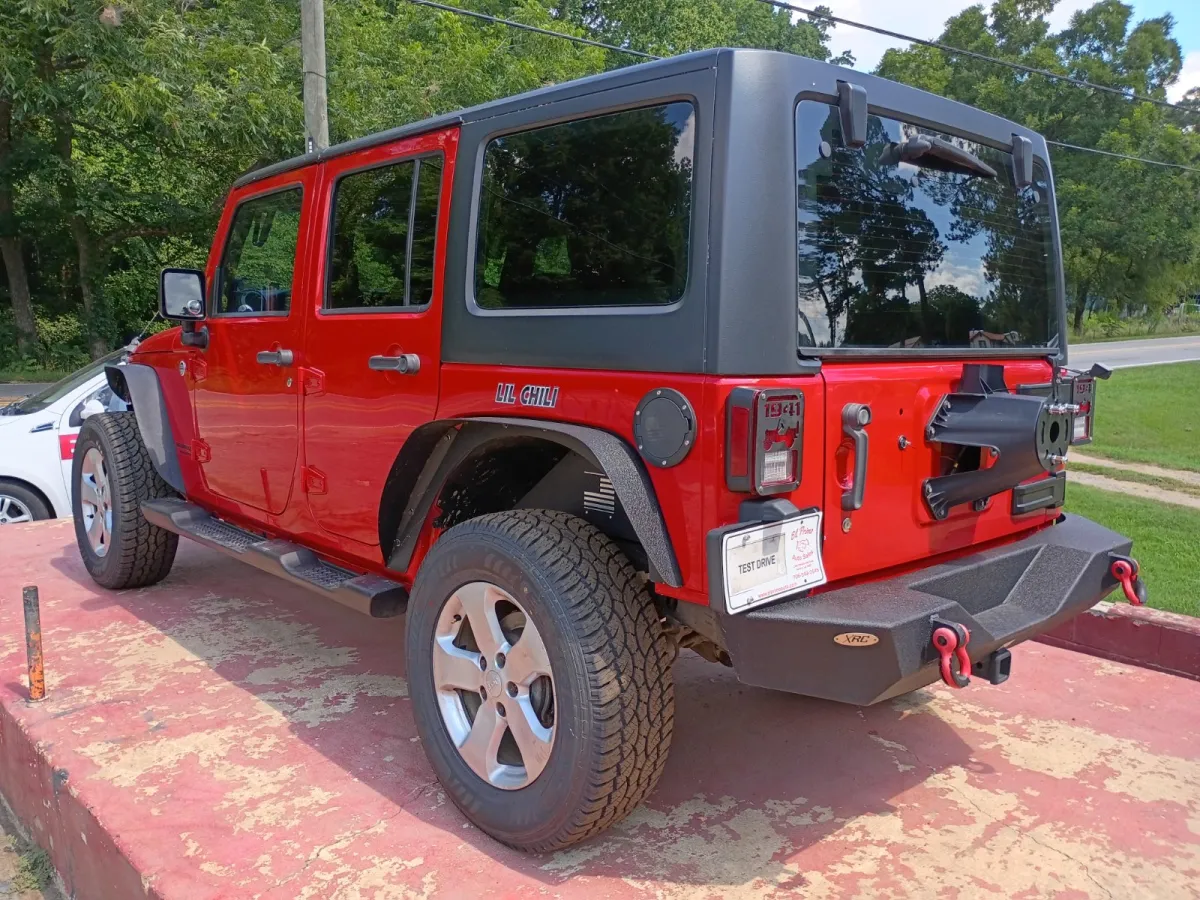 2014 Jeep Wrangler — image 3