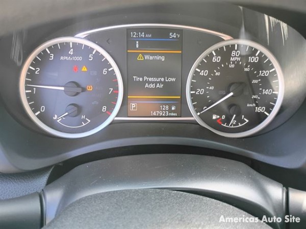 2019 Nissan Sentra — image 7