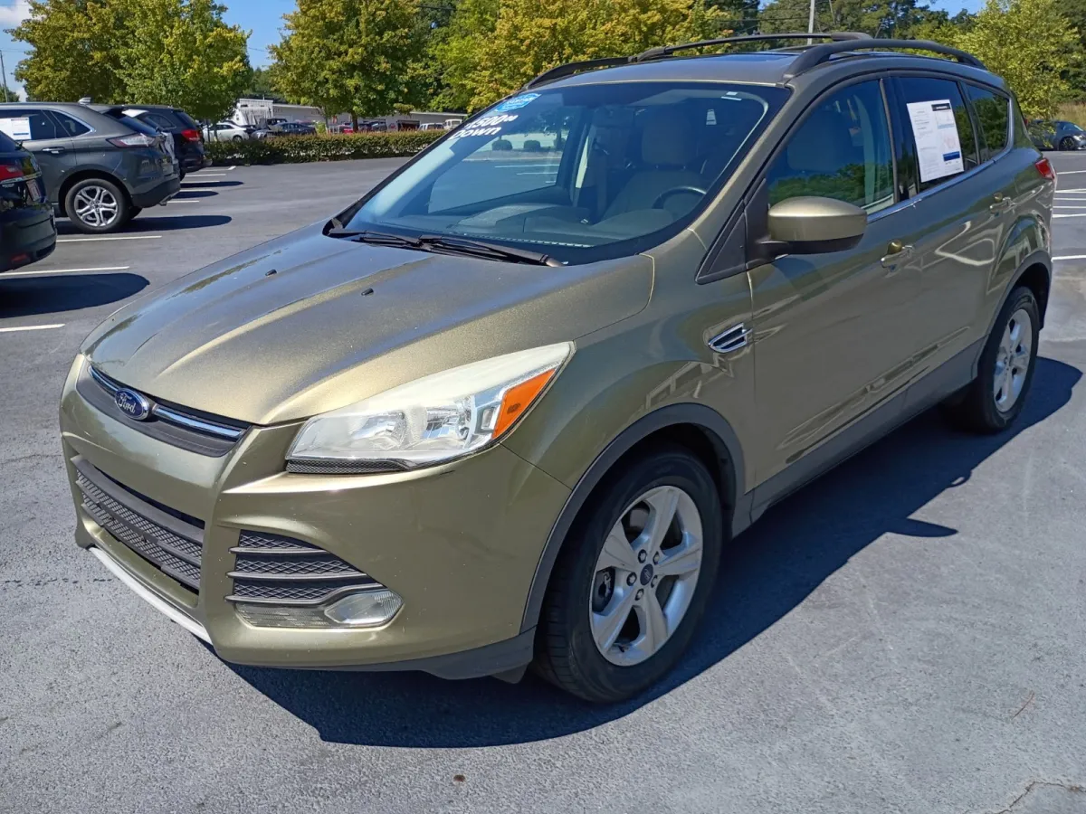 2014 Ford Escape — image 2