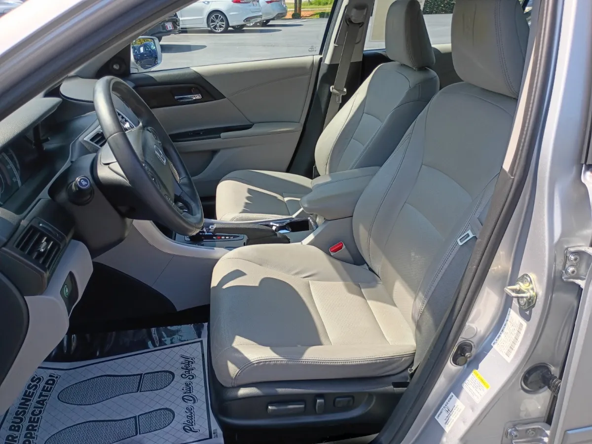 2014 Honda Accord — image 6