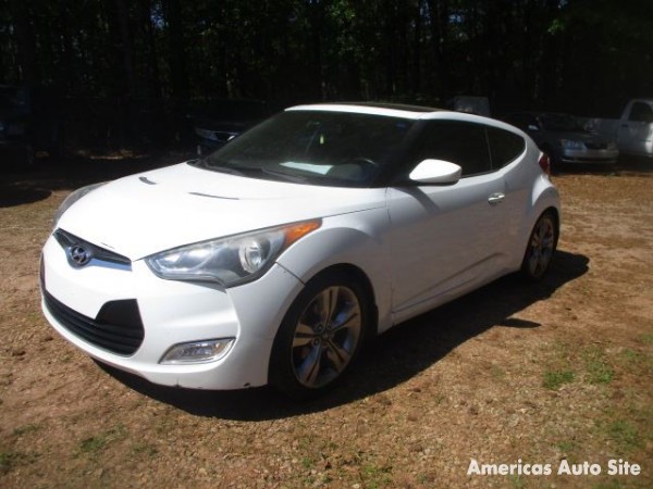 2012 Hyundai Veloster — image 3