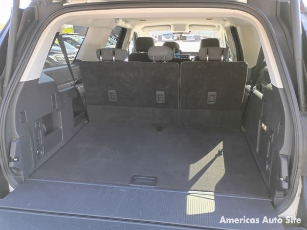 2025 Ford Expedition — image 3