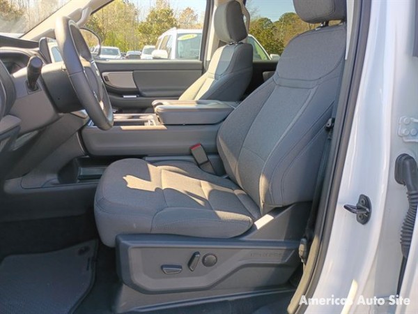 2025 Ford Expedition — image 9