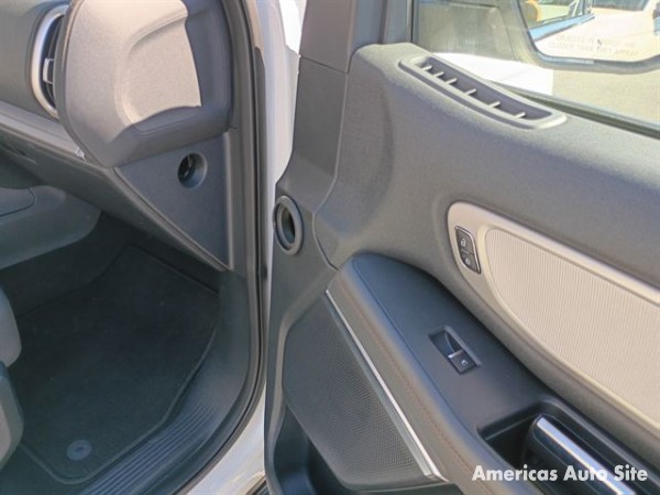 2025 Ford Expedition — image 18