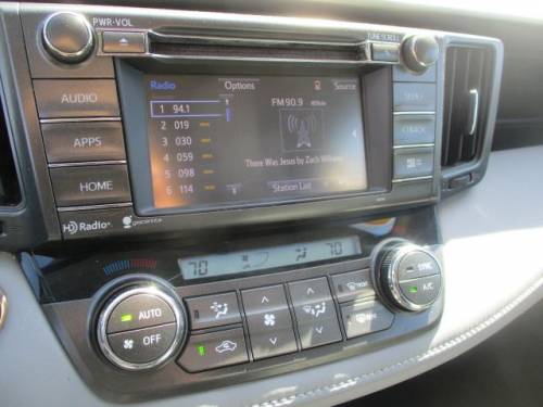 2014 Toyota RAV4 — image 8
