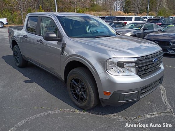 2023 Ford Maverick — image 2