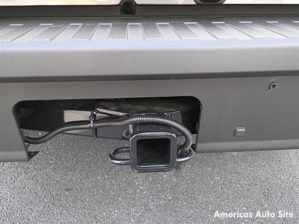 2023 Ford Maverick — image 4