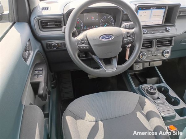 2023 Ford Maverick — image 7