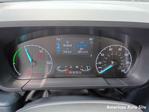 2023 Ford Maverick — image 12