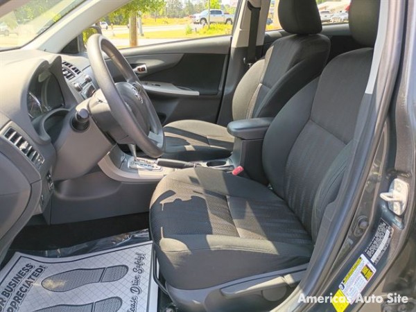 2011 Toyota Corolla — image 6