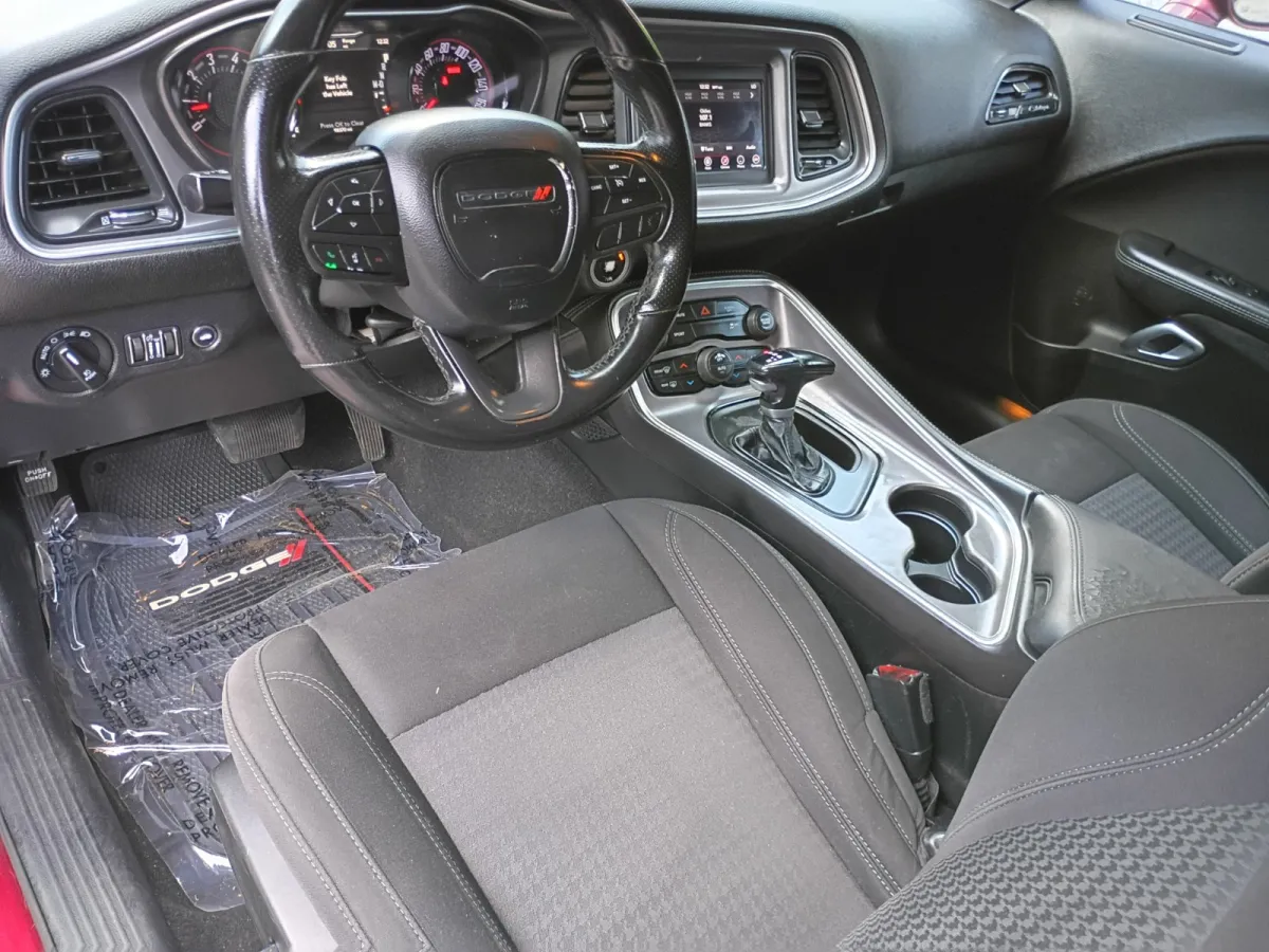 2020 Dodge Challenger — image 4