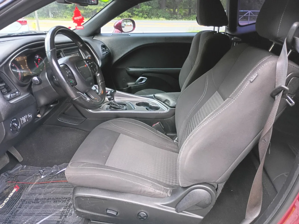 2020 Dodge Challenger — image 5