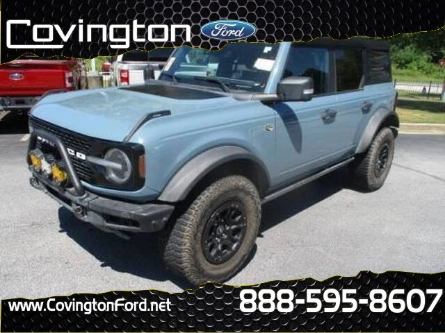2022 Ford Bronco — image 1