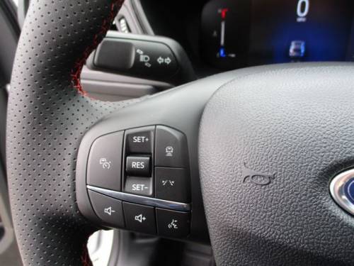2026 Ford Escape — image 14