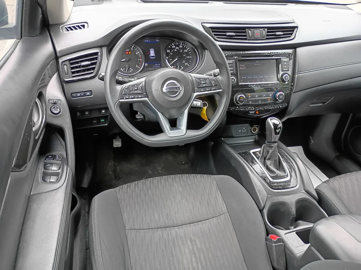 2019 Nissan Rogue — image 5
