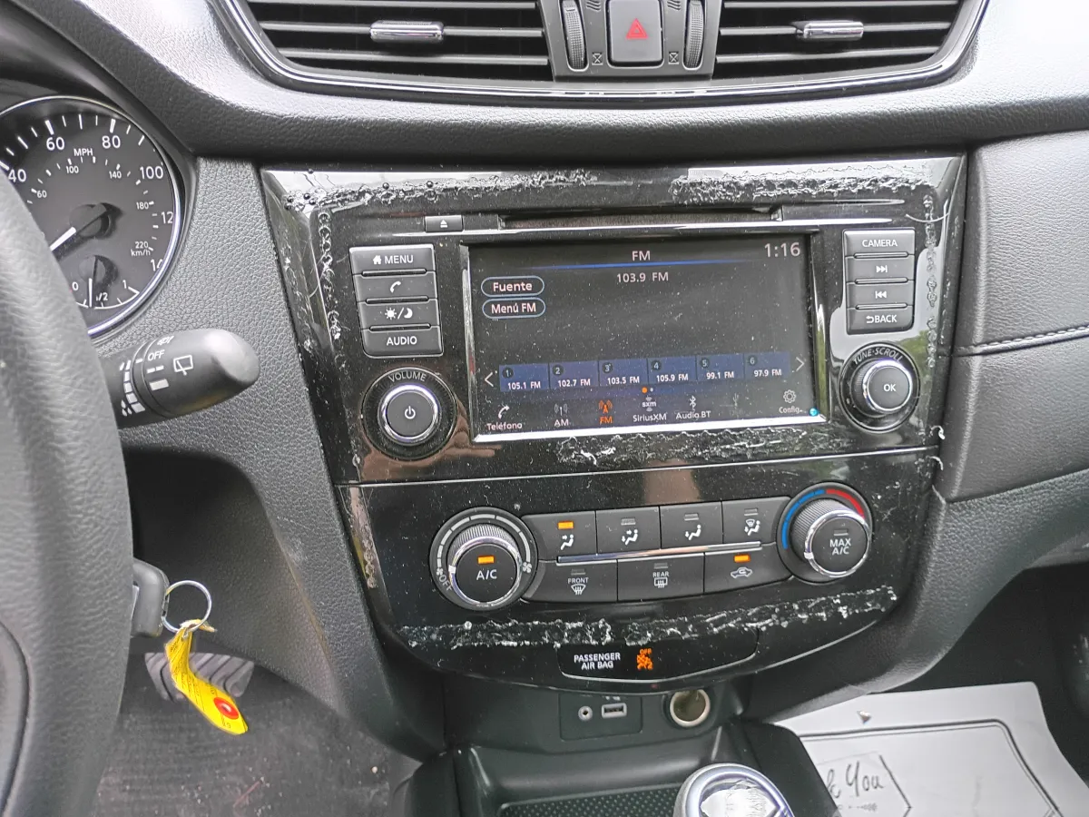 2019 Nissan Rogue — image 9