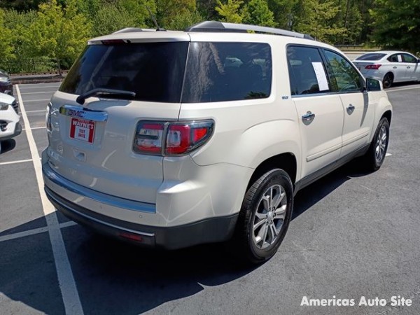 2015 GMC Acadia — image 3