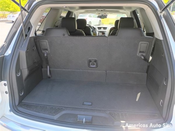 2015 GMC Acadia — image 4