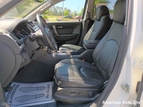 2015 GMC Acadia — image 7