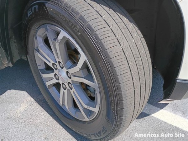 2015 GMC Acadia — image 10