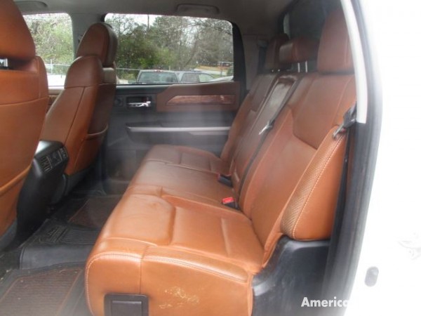2016 Toyota Tundra — image 5