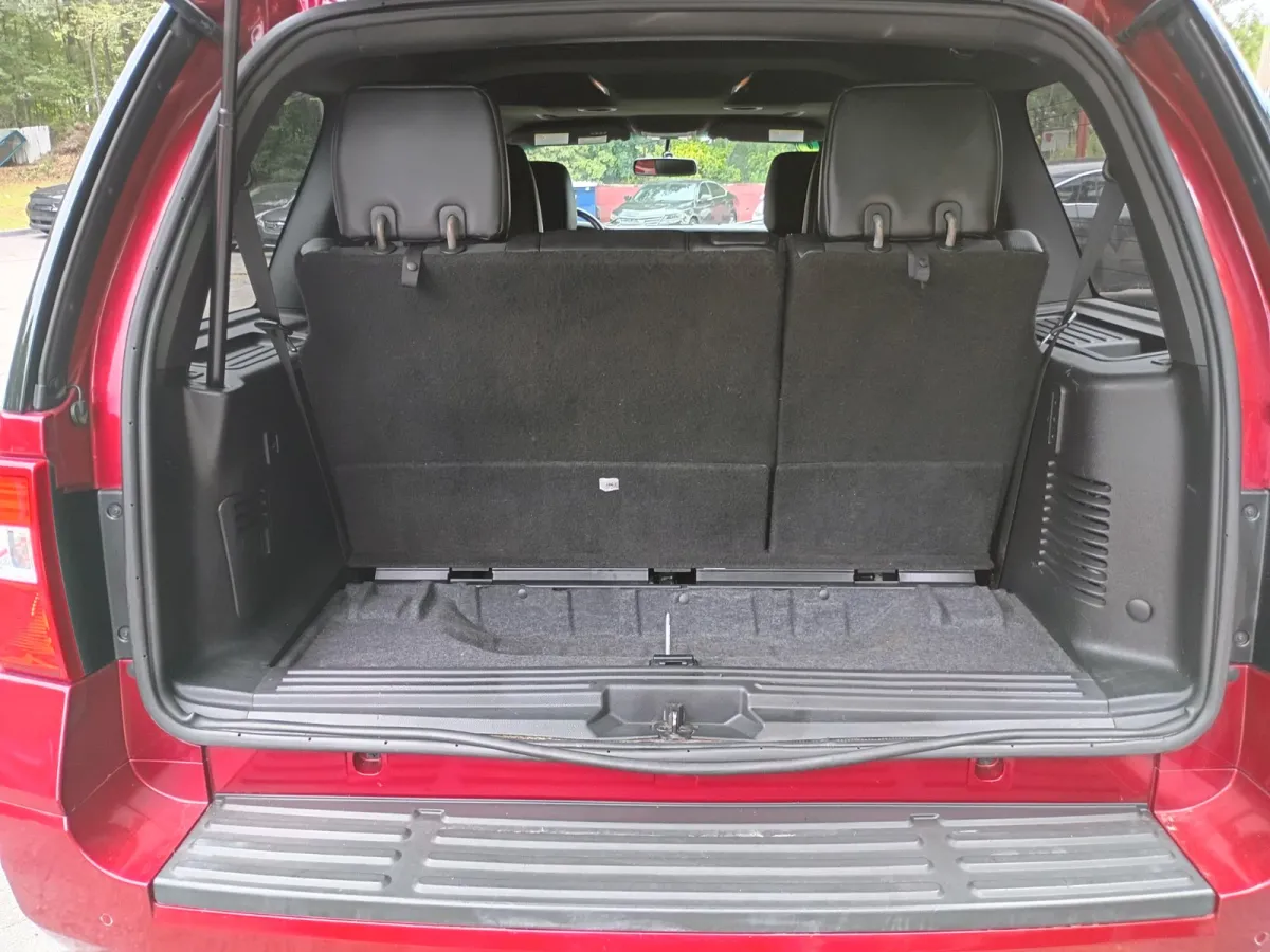 2016 Ford Expedition — image 4