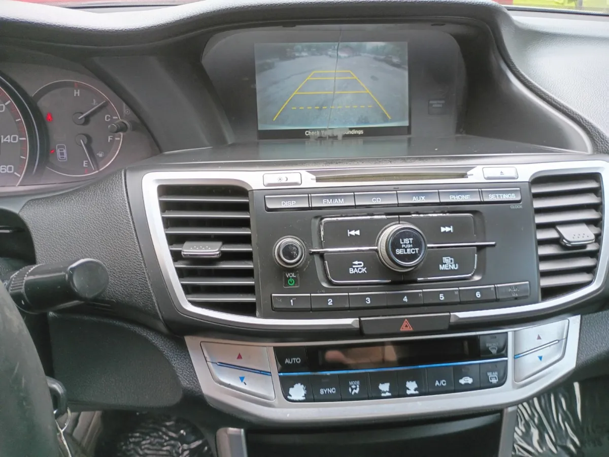 2013 Honda Accord — image 8
